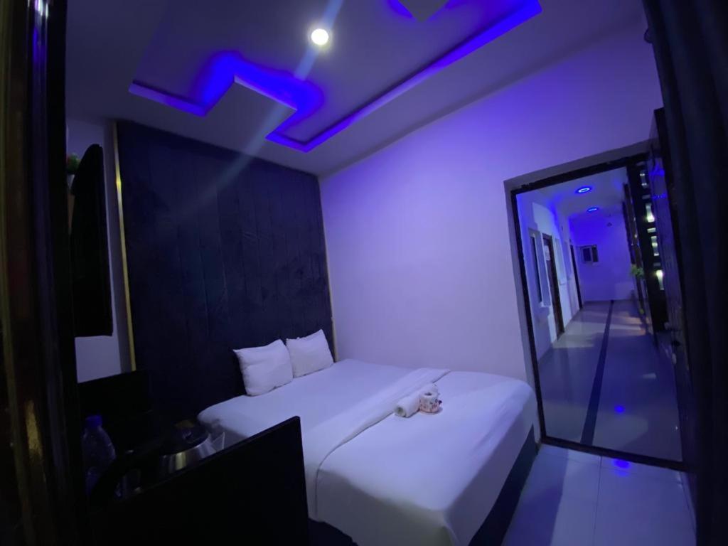 Palazzo Apartments Ikeja Luaran gambar