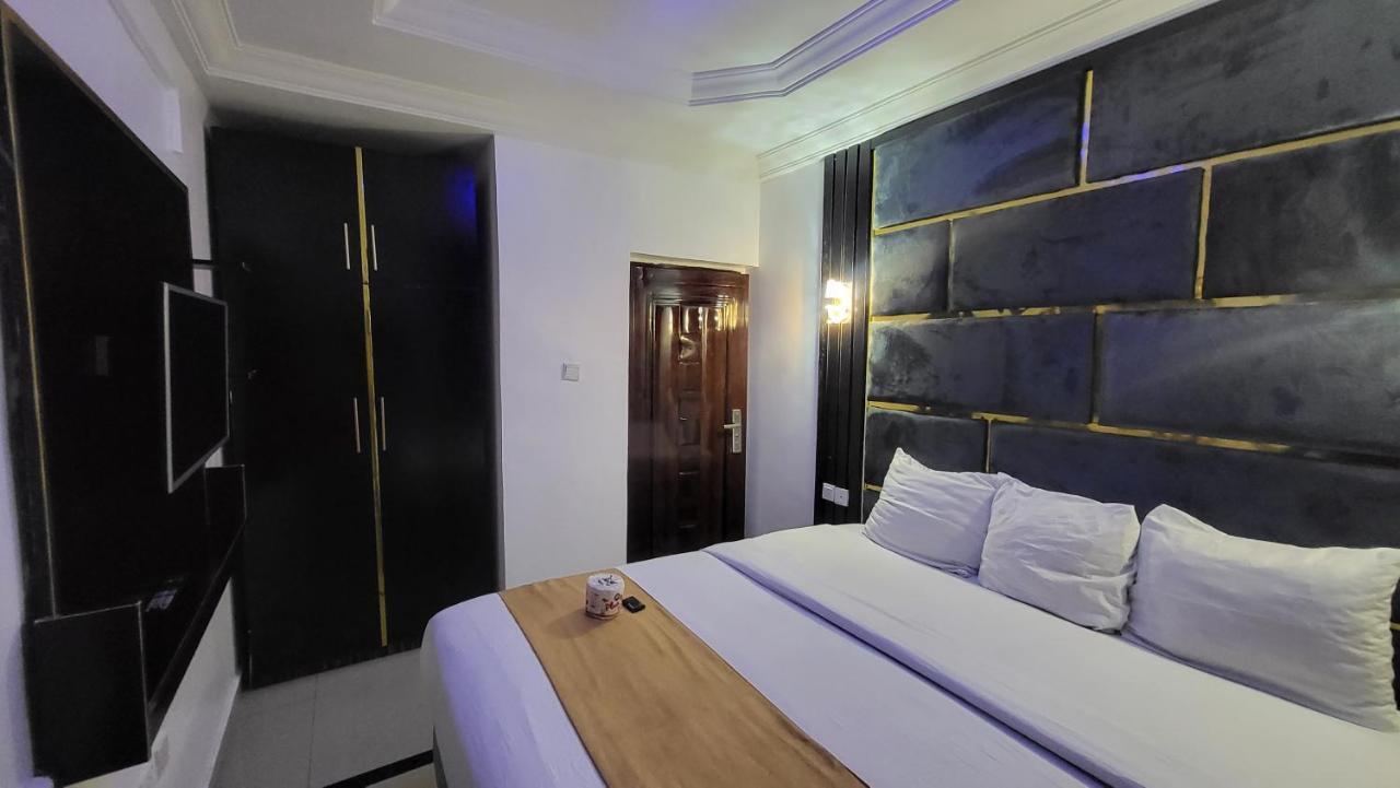 Palazzo Apartments Ikeja Luaran gambar